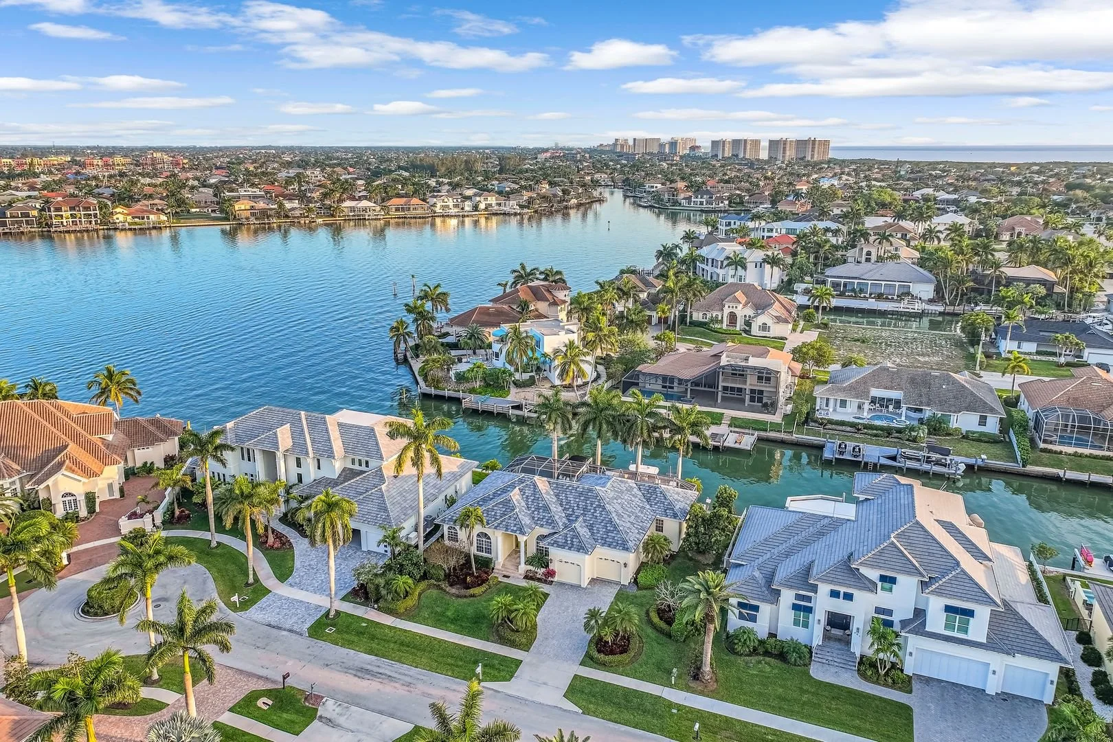 471 Renard Ct - Waterfront Boaters Oasis — Pat Wilkins | RE/MAX